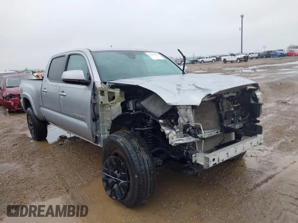 ✅ 2019 Toyota Tacoma SR5 • VIN: 5TFBZ5DN8KX004597 • Lot: 41286419. Listed on IAAI with 80,896 mi. Free auction sales archive from the USA and detailed vehicle history report at DreamBid. Image 1.