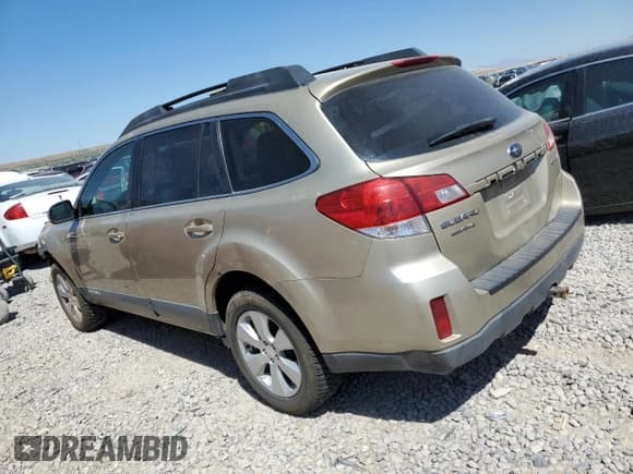 ✅ 2010 Subaru Outback Premium • VIN: 4S4BRCGC5A1350179 • Lot: 60934514. Listed on Copart with 262,757 mi. Free auction sales archive from the USA and detailed vehicle history report at DreamBid. Image 2.
