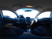 ✅ 2015 Nissan Note S Plus • VIN: 3N1CE2CP1FL374067 • Lot: 41587312. Wystawiony na IAAI z przebiegiem 140 797 mil. Bezpłatny archiwum sprzedaży aukcyjnych z USA i szczegółowy raport historii pojazdu na DreamBid. Zdjęcie 18.