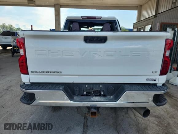 ✅ 2021 Chevrolet Silverado 2500HD LT • VIN: 1GC1YNEY8MF187838 • Lot: 68161805. Wystawiony na Copart z przebiegiem 113 341 mil. Bezpłatny archiwum sprzedaży aukcyjnych z USA i szczegółowy raport historii pojazdu na DreamBid. Zdjęcie 6.