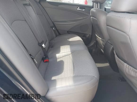 2011 Hyundai Sonata SE с VIN 5NPEC4AB4BH178519, выставлен на аукционе IAAI как лот 42369746 с пробегом 107 067 миль миль и . История ставок и продаж доступна на DreamBid. Изображение 8.