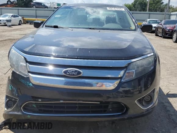 ✅ 2011 Ford Fusion SE • VIN: 3FAHP0HA5BR189958 • Lot: 69747255. Wystawiony na Copart z przebiegiem 242 172 mil. Bezpłatny archiwum sprzedaży aukcyjnych z USA i szczegółowy raport historii pojazdu na DreamBid. Zdjęcie 5.