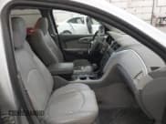 ✅ 2010 Chevrolet Traverse 2LT • VIN: 1GNLVGED4AJ245325 • Lot: 43446515. Wystawiony na IAAI z przebiegiem 208 845 mil. Bezpłatny archiwum sprzedaży aukcyjnych z USA i szczegółowy raport historii pojazdu na DreamBid. Zdjęcie 5.