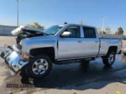 ✅ 2015 Chevrolet Silverado 2500HD LT • VIN: 1GC1KVEG0FF565050 • Lot: 53177405. Wystawiony na Copart z przebiegiem 212 686 mil. Bezpłatny archiwum sprzedaży aukcyjnych z USA i szczegółowy raport historii pojazdu na DreamBid. Zdjęcie 1.