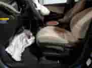 ✅ 2017 Hyundai Santa Fe 2.4L • VIN: 5NMZT3LB7HH004622 • Lot: 40319053. Wystawiony na Copart z przebiegiem 90 865 mil. Bezpłatny archiwum sprzedaży aukcyjnych z USA i szczegółowy raport historii pojazdu na DreamBid. Zdjęcie 7.