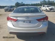 ✅ 2013 Hyundai Elantra SE • VIN: KMHDH6AE6DU019525 • Lot: 69910605. Wystawiony na Copart z przebiegiem 40 414 mil. Bezpłatny archiwum sprzedaży aukcyjnych z USA i szczegółowy raport historii pojazdu na DreamBid. Zdjęcie 6.