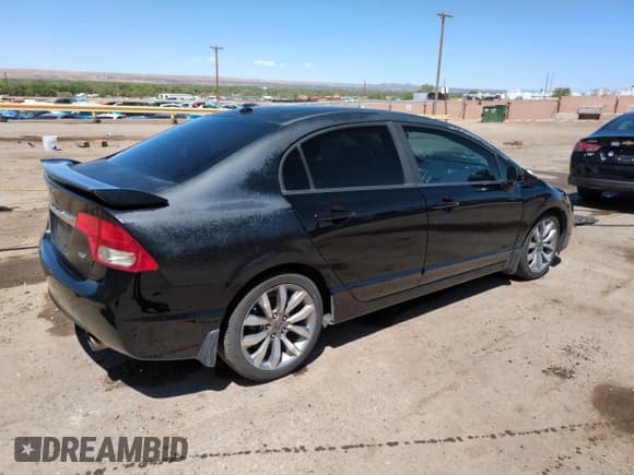 ✅ 2010 Honda Civic Si • VIN: 2HGFA5E52AH700738 • Lot: 54329975. Listed on Copart with 189,034 mi. Free auction sales archive from the USA and detailed vehicle history report at DreamBid. Image 3.