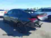 2021 Hyundai Elantra SEL z VIN 5NPLM4AG0MH052984, wystawiony jako IAAI lot #43313010 z przebiegiem 92 117 mil mil oraz . Historia ofert i sprzedaży dostępna na DreamBid. Obrazek 3.