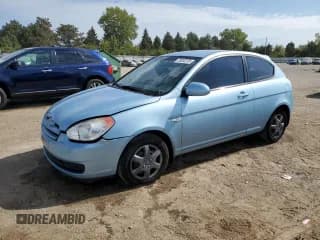 ✅ 2008 Hyundai Accent GS • VIN: KMHCM36C28U072130 • Лот: 72032275. Опубликован ранее на Copart с пробегом 106 961 миль. Бесплатный доступ к архиву аукционных продаж из США и подробный отчёт об истории автомобиля на DreamBid. Изображение 1.