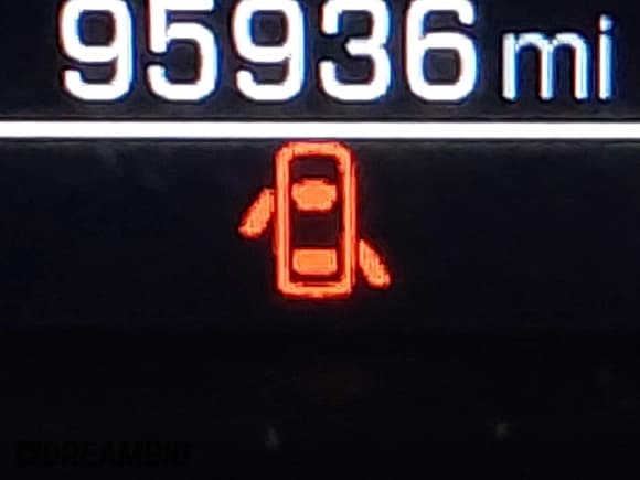 ✅ 2018 Chevrolet Silverado 1500 LT • VIN: 3GCUKREC1JG123404 • Лот: 42521998. Опубликован ранее на IAAI с пробегом 95 936 миль. Бесплатный доступ к архиву аукционных продаж из США и подробный отчёт об истории автомобиля на DreamBid. Изображение 15.