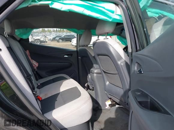 ✅ 2017 Chevrolet Bolt EV LT • VIN: 1G1FW6S08H4191138 • Lot: 41868841. Wystawiony na IAAI z przebiegiem 70 755 mil. Bezpłatny archiwum sprzedaży aukcyjnych z USA i szczegółowy raport historii pojazdu na DreamBid. Zdjęcie 7.