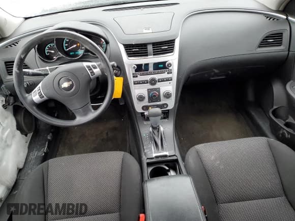 ✅ 2009 Chevrolet Malibu 1LT • VIN: 1G1ZH57K494249856 • Lot: 45306175. Listed on Copart with 141,526 mi. Free auction sales archive from the USA and detailed vehicle history report at DreamBid. Image 8.