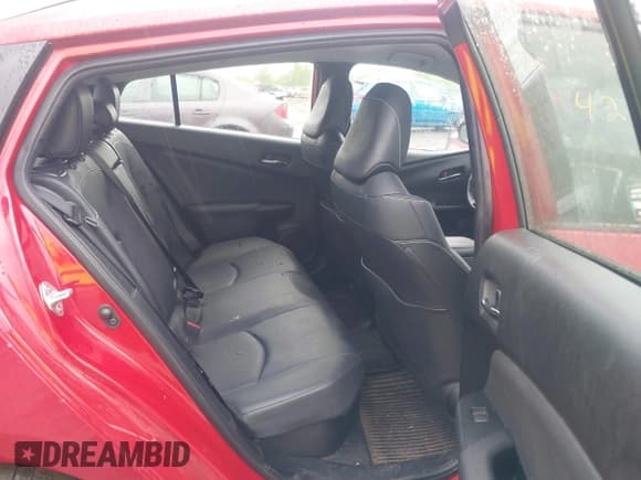 ✅ 2021 Toyota Prius LE • VIN: JTDKAMFP7M3178008 • Lot: 42273697. Listed on IAAI with 110,605 mi. Free auction sales archive from the USA and detailed vehicle history report at DreamBid. Image 8.