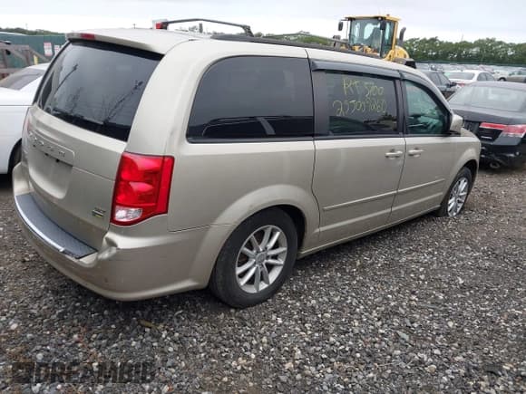 ✅ 2014 Dodge Grand Caravan SXT • VIN: 2C4RDGCG0ER341604 • Lot: 43249978. Listed on IAAI with Not provided. Free auction sales archive from the USA and detailed vehicle history report at DreamBid. Image 4.