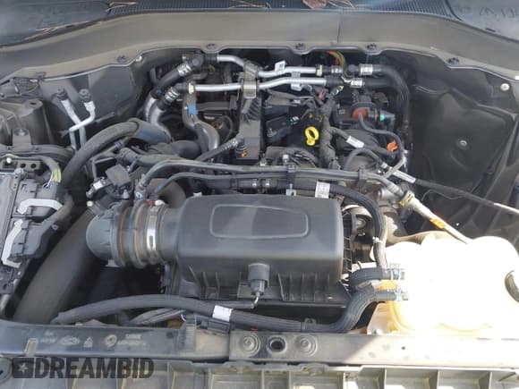 ✅ 2022 Ford Explorer XLT • VIN: 1FMSK7DH8NGB09893 • Lot: 42127802. Wystawiony na IAAI z przebiegiem 43 213 mil. Bezpłatny archiwum sprzedaży aukcyjnych z USA i szczegółowy raport historii pojazdu na DreamBid. Zdjęcie 10.