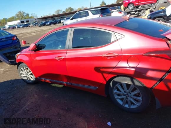 ✅ 2014 Hyundai Elantra SE • VIN: KMHDH4AE7EU081912 • Lot: 43493757. Listed on IAAI with 165,607 mi. Free auction sales archive from the USA and detailed vehicle history report at DreamBid. Image 15.