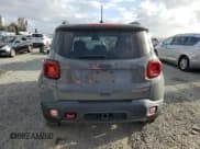 ✅ 2020 Jeep Renegade Trailhawk • VIN: ZACNJBC17LPL80937 • Lot: 86513705. Wystawiony na Copart z przebiegiem 52 407 mil. Bezpłatny archiwum sprzedaży aukcyjnych z USA i szczegółowy raport historii pojazdu na DreamBid. Zdjęcie 6.