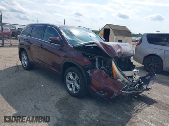 ✅ 2016 Toyota Highlander Limited • VIN: 5TDDKRFHXGS235106 • Lot: 43121057. Wystawiony na IAAI z przebiegiem 60 090 mil. Bezpłatny archiwum sprzedaży aukcyjnych z USA i szczegółowy raport historii pojazdu na DreamBid. Zdjęcie 1.