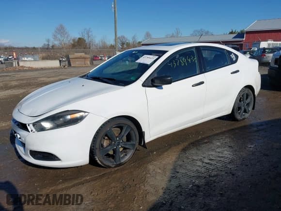 ✅ 2015 Dodge Dart SXT • VIN: 1C3CDFBB3FD267044 • Lot: 43789433. Wystawiony na IAAI z przebiegiem 201 739 mil. Bezpłatny archiwum sprzedaży aukcyjnych z USA i szczegółowy raport historii pojazdu na DreamBid. Zdjęcie 18.
