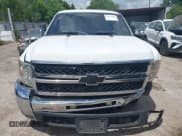 ✅ 2007 Chevrolet Silverado 2500HD 1LT • VIN: 1GCHK24687E541687 • Lot: 42593318. Wystawiony na IAAI z przebiegiem 193 652 mil. Bezpłatny archiwum sprzedaży aukcyjnych z USA i szczegółowy raport historii pojazdu na DreamBid. Zdjęcie 12.
