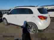 2013 Mitsubishi Outlander SE z VIN 4A4AR4AU8DE003443, wystawiony jako Copart lot #90261605 z przebiegiem 103 597 mil mil oraz Czysty tytuł • Clean title. Historia ofert i sprzedaży dostępna na DreamBid. Obrazek 2.