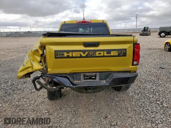 ✅ 2023 Chevrolet Colorado 4WD ZR2 • VIN: 1GCPTFEK5P1226820 • Лот: 84005615. Опубликован ранее на Copart с пробегом 37 685 миль. Бесплатный доступ к архиву аукционных продаж из США и подробный отчёт об истории автомобиля на DreamBid. Изображение 6.