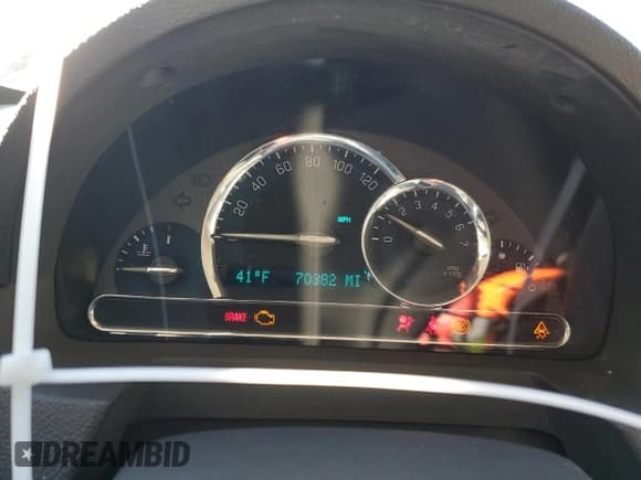 ✅ 2009 Chevrolet HHR LS • VIN: 3GNCA13B59S624127 • Lot: 41419525. Listed on Copart with 70,382 mi. Free auction sales archive from the USA and detailed vehicle history report at DreamBid. Image 9.