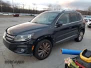 ✅ 2012 Volkswagen Tiguan S • VIN: WVGBV7AXXCW593300 • Lot: 92845815. Wystawiony na Copart z przebiegiem 124 878 mil. Bezpłatny archiwum sprzedaży aukcyjnych z USA i szczegółowy raport historii pojazdu na DreamBid. Zdjęcie 1.