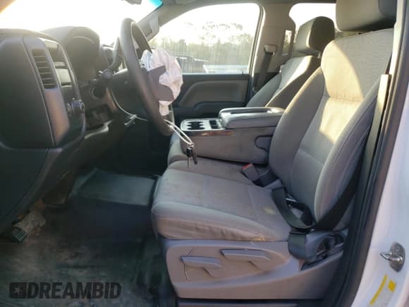 ✅ 2018 Chevrolet Silverado 1500 LS • VIN: 1GCRCNEH9JZ304760 • Лот: 74783564. Опубликован ранее на Copart с пробегом 179 175 миль. Бесплатный доступ к архиву аукционных продаж из США и подробный отчёт об истории автомобиля на DreamBid. Изображение 7.