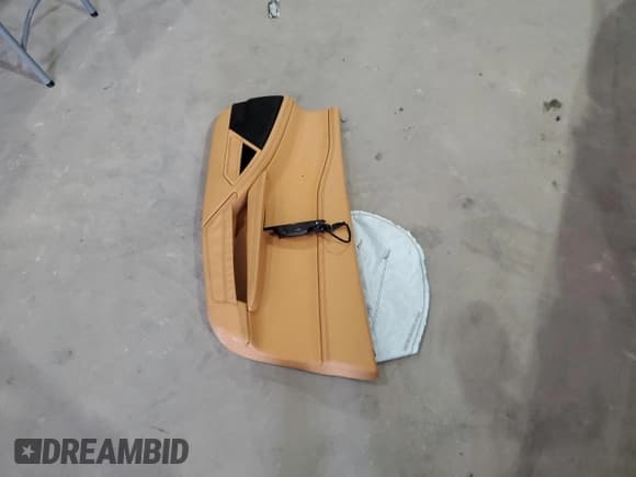 ✅ 2011 Ferrari 458 Italia • VIN: ZFF67NFA2B0180802 • Lot: 78984894. Wystawiony na Copart z przebiegiem 33 420 mil. Bezpłatny archiwum sprzedaży aukcyjnych z USA i szczegółowy raport historii pojazdu na DreamBid. Zdjęcie 12.