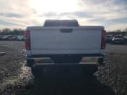 ✅ 2024 Chevrolet Silverado 2500HD • VIN: 2GC1YPEY6R1104854 • Lot: 49789305. Wystawiony na Copart z przebiegiem Nie podano. Bezpłatny archiwum sprzedaży aukcyjnych z USA i szczegółowy raport historii pojazdu na DreamBid. Zdjęcie 6.