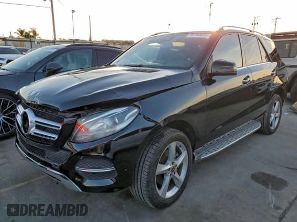 ✅ 2017 Mercedes-Benz GLE 350 • VIN: 4JGDA5JB7HA937635 • Lot: 95700025. Wystawiony na Copart z przebiegiem 78 839 mil. Bezpłatny archiwum sprzedaży aukcyjnych z USA i szczegółowy raport historii pojazdu na DreamBid. Zdjęcie 1.