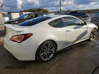 ✅ 2015 Hyundai Genesis Coupe Ultimate • VIN: KMHHU6KJ8FU122635 • Lot: 83479094. Wystawiony na Copart z przebiegiem 122 504 mil. Bezpłatny archiwum sprzedaży aukcyjnych z USA i szczegółowy raport historii pojazdu na DreamBid. Zdjęcie 3.