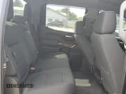 ✅ 2021 Chevrolet Silverado 1500 RST • VIN: 1GCUYEET7MZ349037 • Lot: 68243265. Wystawiony na Copart z przebiegiem 69 411 mil. Bezpłatny archiwum sprzedaży aukcyjnych z USA i szczegółowy raport historii pojazdu na DreamBid. Zdjęcie 10.