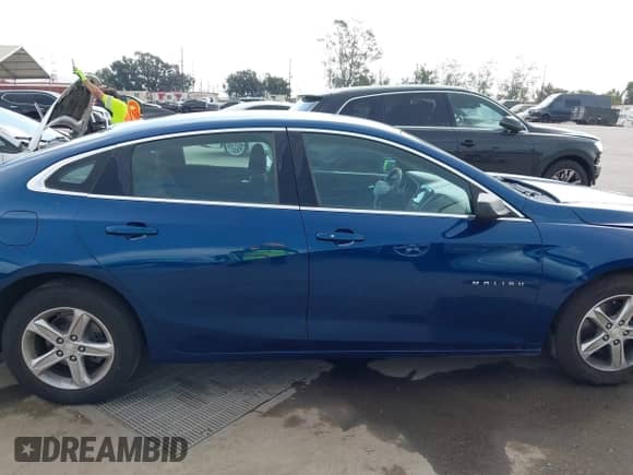 2019 Chevrolet Malibu LS with VIN 1G1ZB5ST7KF128668, listed as a IAAI auction lot 43125114 with 130,102 mi miles and . Bid and sale history available at DreamBid. Image 13.