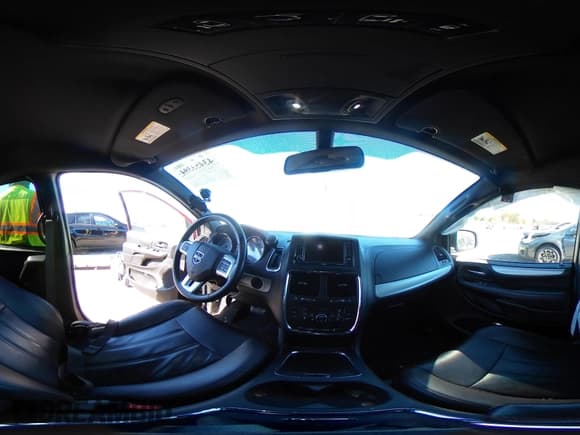 ✅ 2019 Dodge Grand Caravan GT • VIN: 2C4RDGEG2KR764337 • Лот: 43453394. Опубликован ранее на IAAI с пробегом 132 536 миль. Бесплатный доступ к архиву аукционных продаж из США и подробный отчёт об истории автомобиля на DreamBid. Изображение 18.