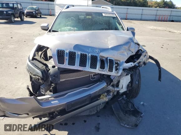 ✅ 2019 Jeep Cherokee Limited • VIN: 1C4PJMDX1KD408853 • Лот: 84940445. Опубликован ранее на Copart с пробегом 45 707 миль. Бесплатный доступ к архиву аукционных продаж из США и подробный отчёт об истории автомобиля на DreamBid. Изображение 5.