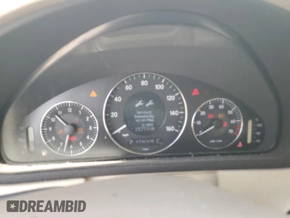 ✅ 2009 Mercedes-Benz CLK 350 • VIN: WDBTK56F39T101902 • Лот: 81699445. Опубликован ранее на Copart с пробегом 97 404 миль. Бесплатный доступ к архиву аукционных продаж из США и подробный отчёт об истории автомобиля на DreamBid. Изображение 9.