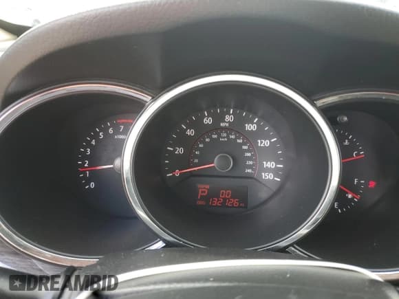 ✅ 2011 Kia Sorento EX • VIN: 5XYKUDA27BG064201 • Lot: 70150185. Listed on Copart with 132,126 mi. Free auction sales archive from the USA and detailed vehicle history report at DreamBid. Image 9.