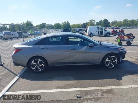 ✅ 2023 Hyundai Elantra Limited • VIN: KMHLP4AG2PU372949 • Lot: 43204971. Listed on IAAI with 41,273 mi. Free auction sales archive from the USA and detailed vehicle history report at DreamBid. Image 14.