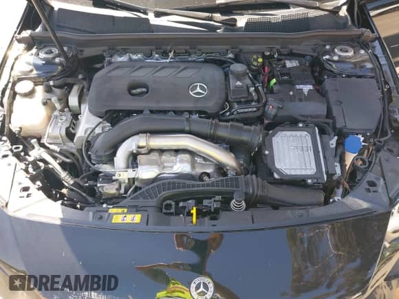 2025 Mercedes-Benz CLA 250 с VIN W1K5J4GB1SN482992, выставлен на аукционе IAAI как лот 42268860 с пробегом 4 537 миль миль и . История ставок и продаж доступна на DreamBid. Изображение 10.