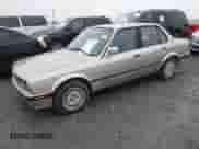 1989 BMW 3 Series 325i с VIN WBAAD230XK8845195, выставлен на аукционе IAAI как лот 43536573 с пробегом 184 461 миль миль и . История ставок и продаж доступна на DreamBid. Изображение 2.
