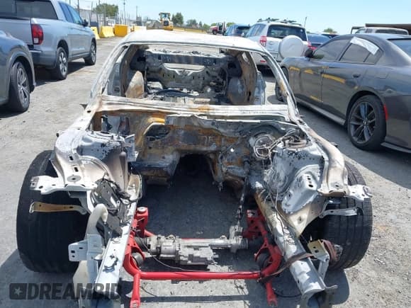 ✅ 2019 Ford Mustang GT Premium • VIN: 1FA6P8CFXK5169586 • Lot: 42815014. Wystawiony na IAAI z przebiegiem Nie podano. Bezpłatny archiwum sprzedaży aukcyjnych z USA i szczegółowy raport historii pojazdu na DreamBid. Zdjęcie 11.