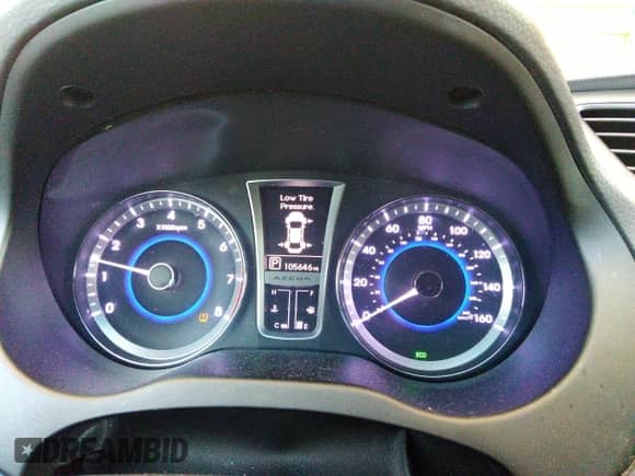 2014 Hyundai Azera с VIN KMHFG4JG8EA346609, выставлен на аукционе IAAI как лот 42010249 с пробегом 105 646 миль миль и . История ставок и продаж доступна на DreamBid. Изображение 7.