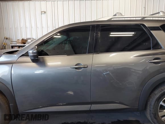 ✅ 2023 Nissan Pathfinder SL • VIN: 5N1DR3CC6PC217426 • Lot: 42485676. Listed on IAAI with 33,422 mi. Free auction sales archive from the USA and detailed vehicle history report at DreamBid. Image 14.