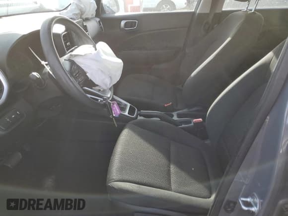 ✅ 2021 Hyundai Venue SE • VIN: KMHRB8A31MU095784 • Lot: 83353694. Listed on Copart with 100,421 mi. Free auction sales archive from the USA and detailed vehicle history report at DreamBid. Image 7.