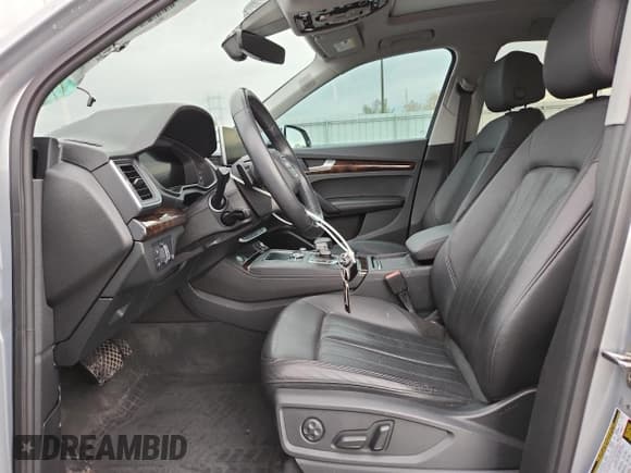 ✅ 2019 Audi Q5 Premium Plus • VIN: WA1BNAFY2K2113611 • Лот: 89528445. Опубликован ранее на Copart с пробегом 45 375 миль. Бесплатный доступ к архиву аукционных продаж из США и подробный отчёт об истории автомобиля на DreamBid. Изображение 7.