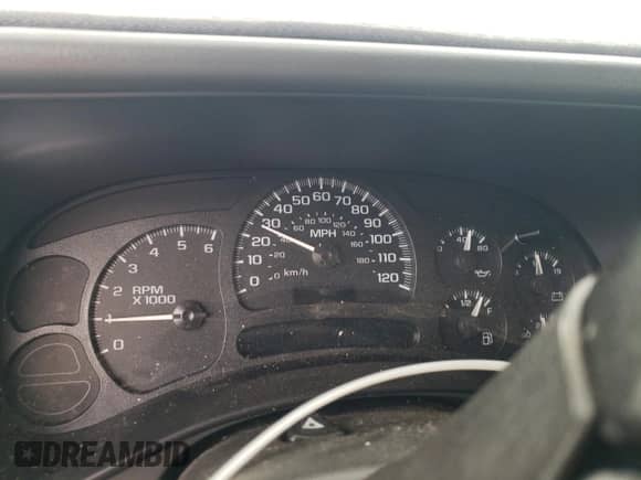 ✅ 2004 Chevrolet Silverado 1500 LS • VIN: 2GCEC13T941320744 • Лот: 69743525. Опубликован ранее на Copart с пробегом Не указан. Бесплатный доступ к архиву аукционных продаж из США и подробный отчёт об истории автомобиля на DreamBid. Изображение 9.