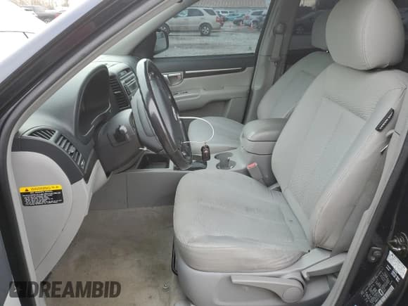 ✅ 2007 Hyundai Santa Fe SE • VIN: 5NMSH73E57H010440 • Lot: 84467134. Listed on Copart with 219,909 mi. Free auction sales archive from the USA and detailed vehicle history report at DreamBid. Image 7.
