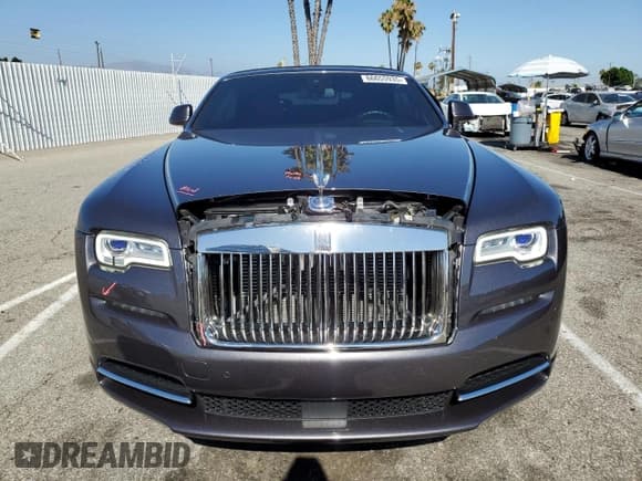 ✅ 2016 Rolls-Royce Dawn • VIN: SCA666D52GU102041 • Lot: 66655935. Listed on Copart with 10,462 mi. Free auction sales archive from the USA and detailed vehicle history report at DreamBid. Image 5.
